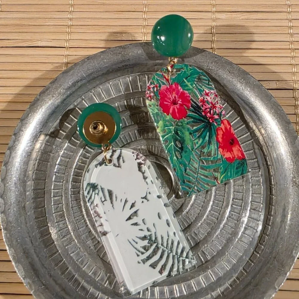 Retro 80s Style Tropical Flowers Plants Vintage Lucite Pendant Dangle earrings